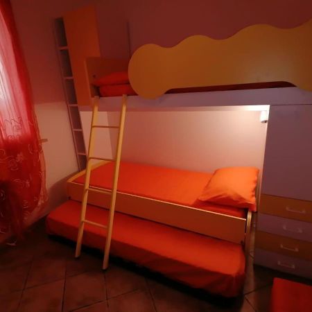 Case Vacanze Vista Mare Torre Pali Екстериор снимка