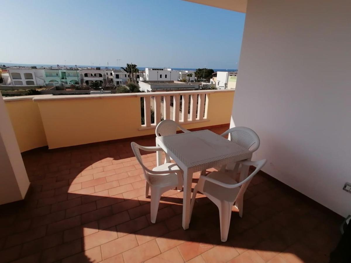 Case Vacanze Vista Mare Torre Pali Екстериор снимка