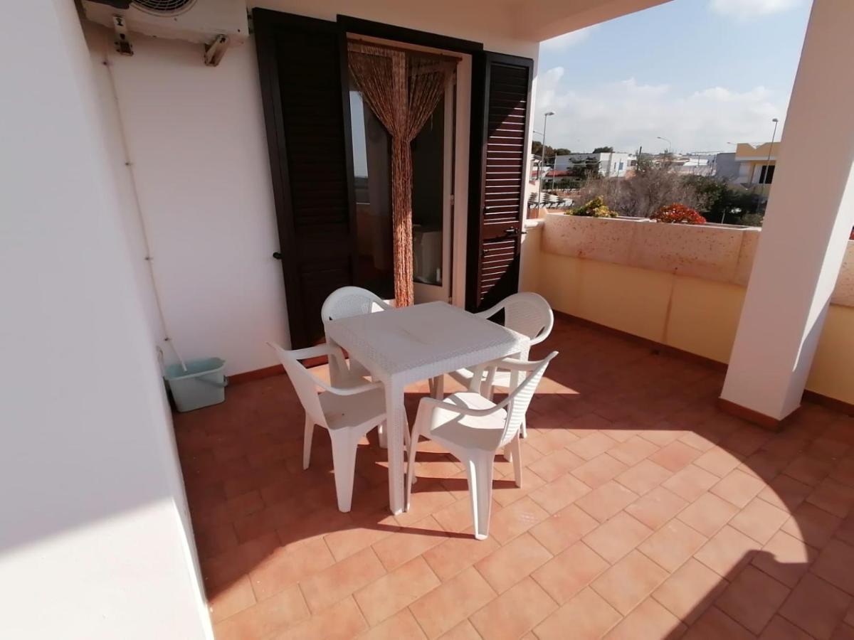 Case Vacanze Vista Mare Torre Pali Екстериор снимка