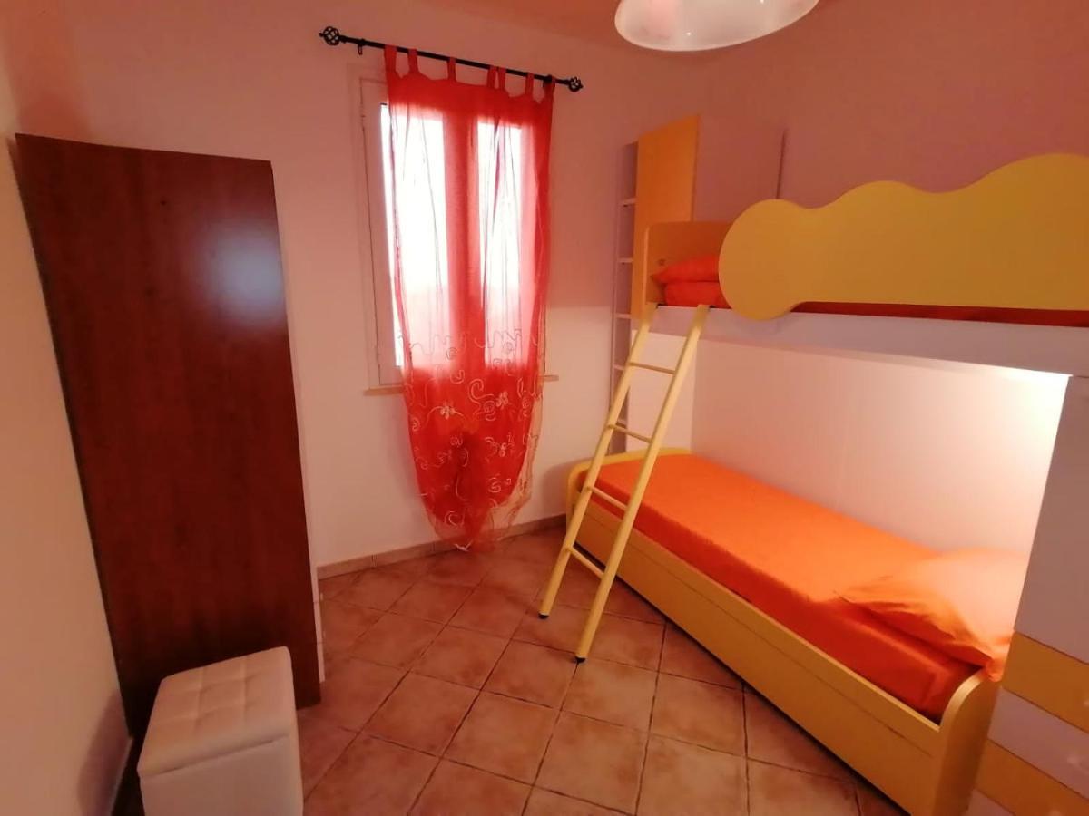 Case Vacanze Vista Mare Torre Pali Екстериор снимка
