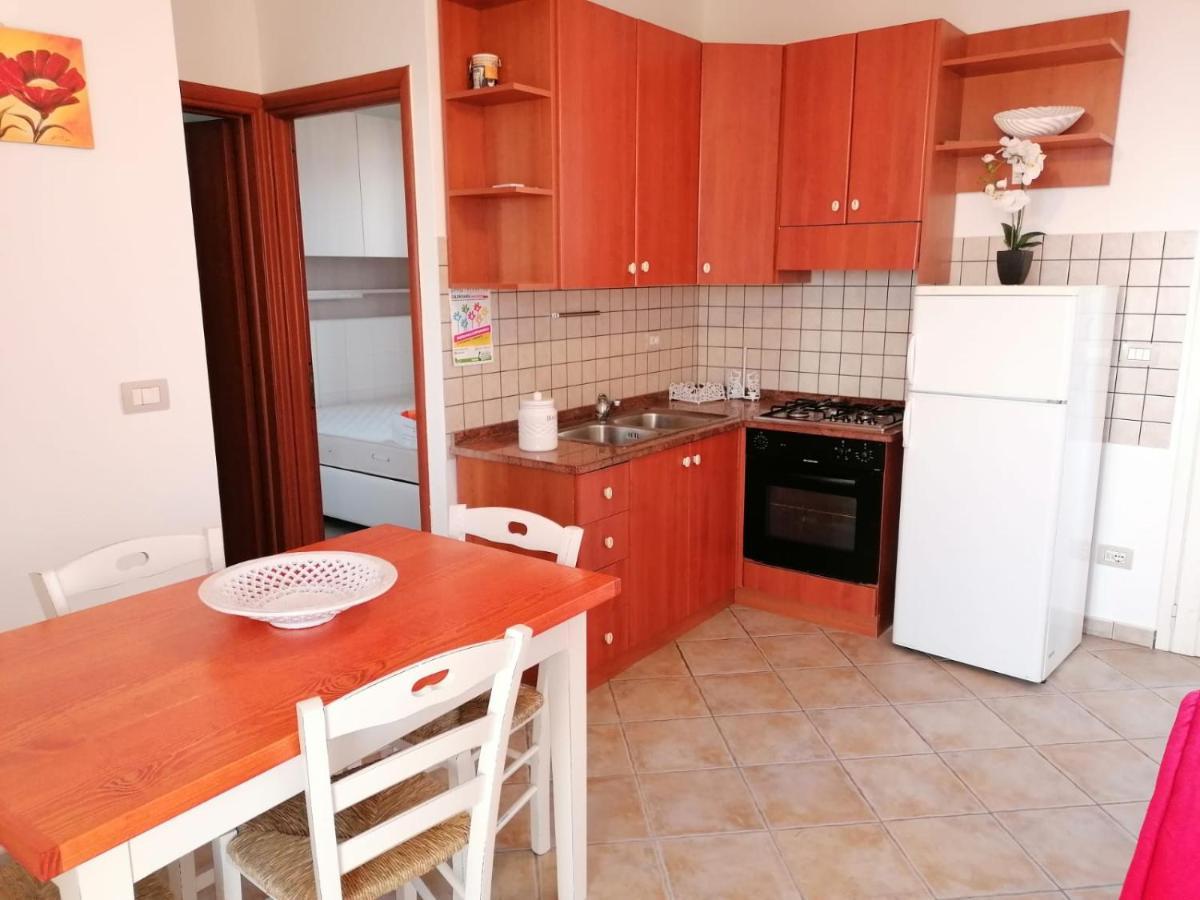 Case Vacanze Vista Mare Torre Pali Екстериор снимка