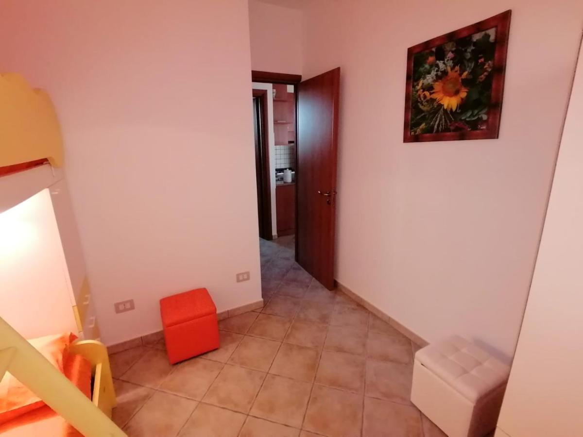 Case Vacanze Vista Mare Torre Pali Екстериор снимка